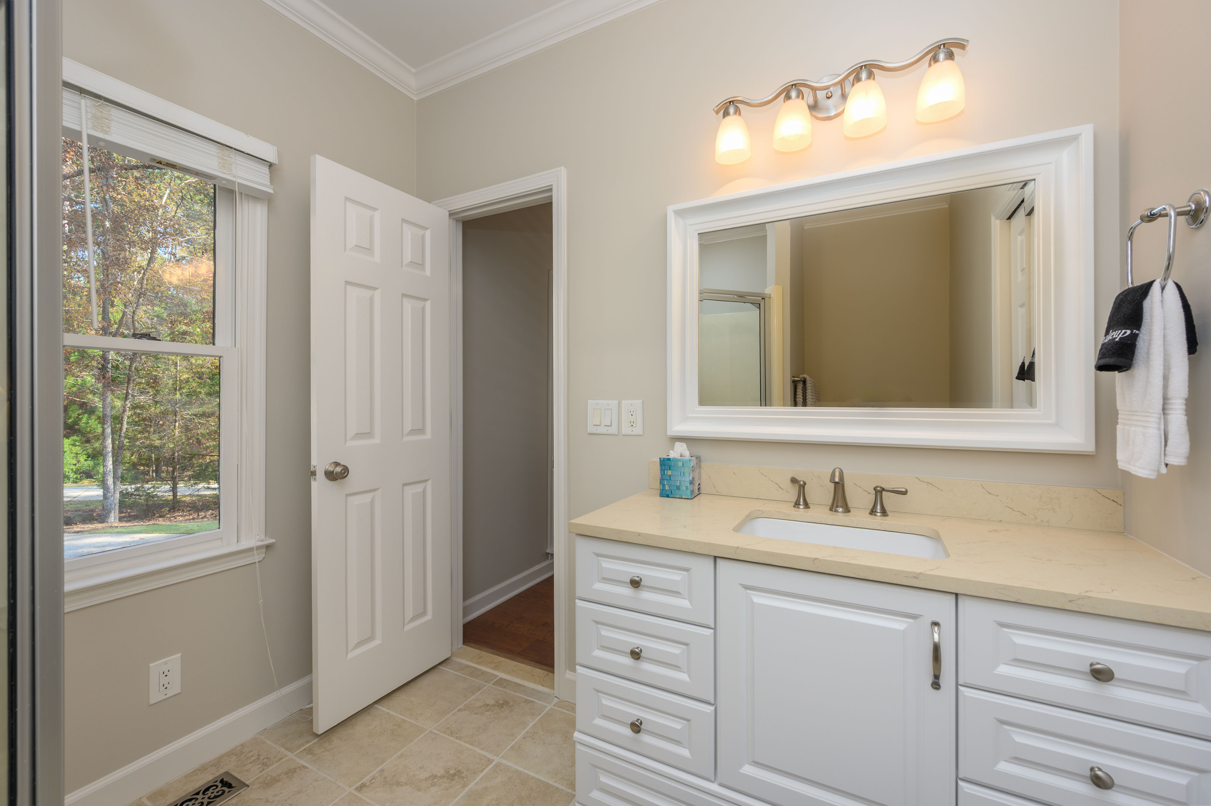 1030 Maddux Lane image 31